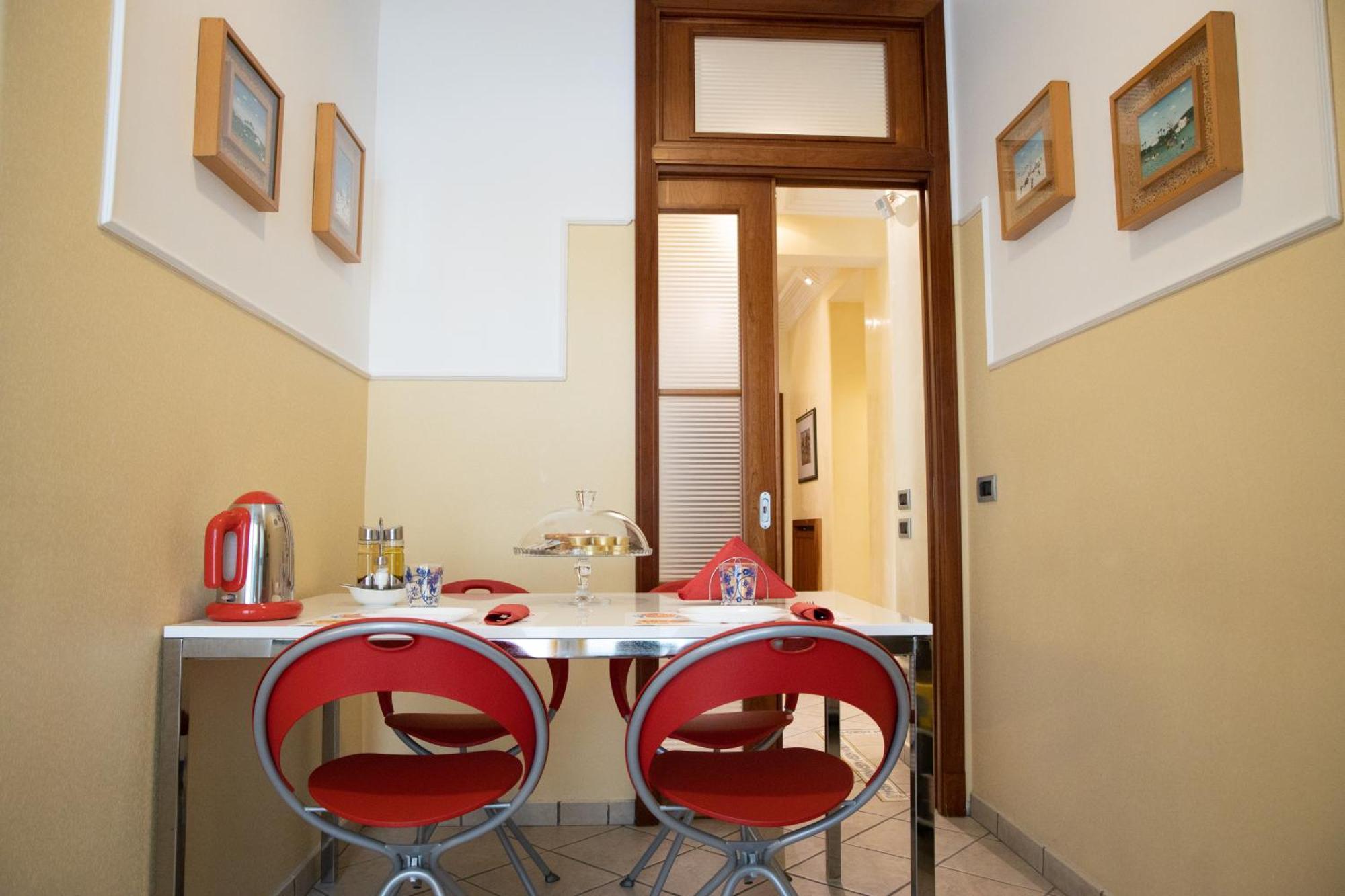 נאפולי Holiday House Sabina מראה חיצוני תמונה
