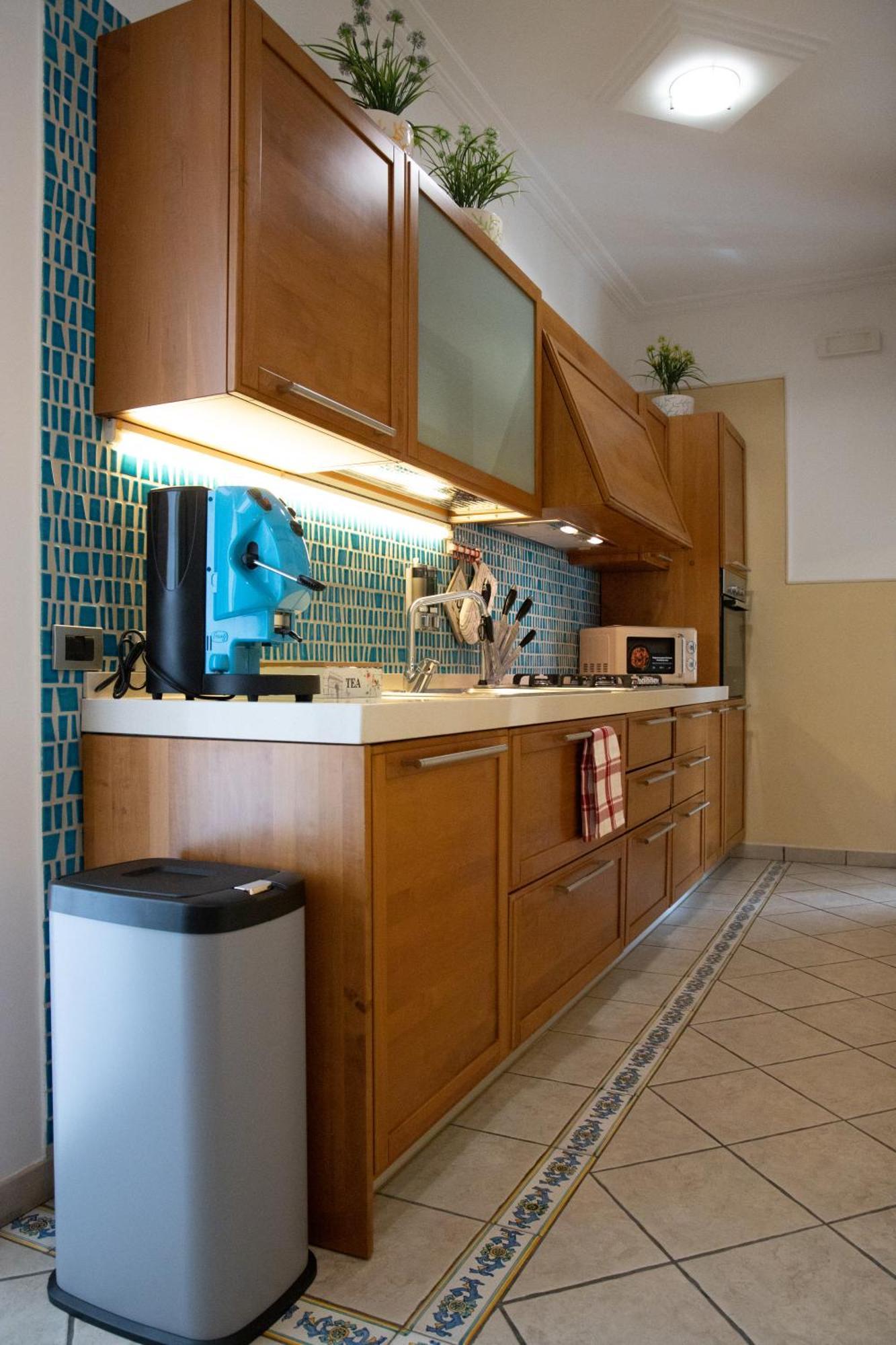נאפולי Holiday House Sabina מראה חיצוני תמונה
